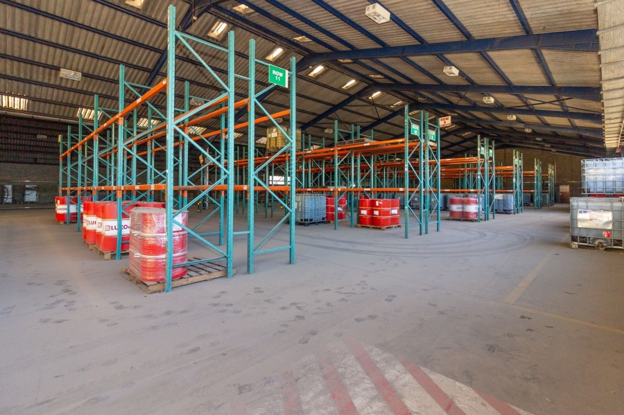 To Let commercial Property for Rent in Markman Industrial Eastern Cape